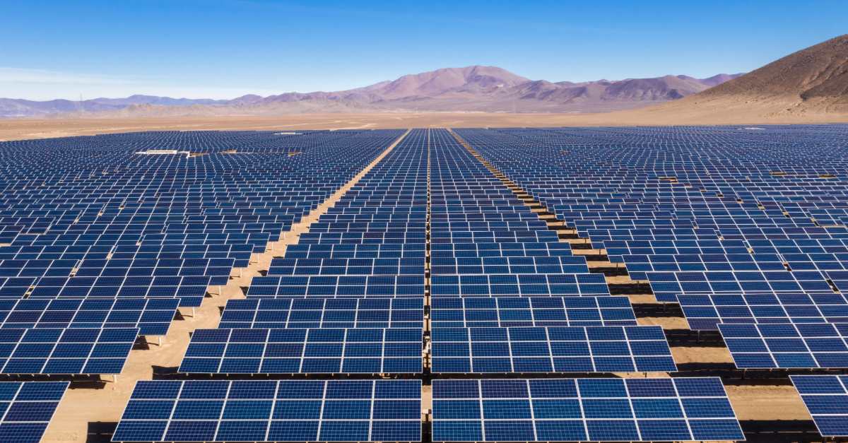 تعمل أمازون على توسيع مشاريع طاقة الرياح والطاقة الشمسية في الولايات المتحدة وأوروبا